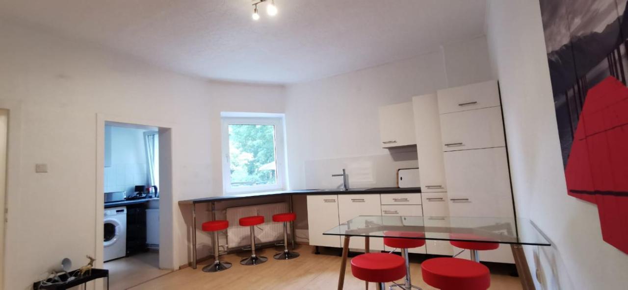 Modern Living In A Perfect Location Apartment เอสเซน ภายนอก รูปภาพ